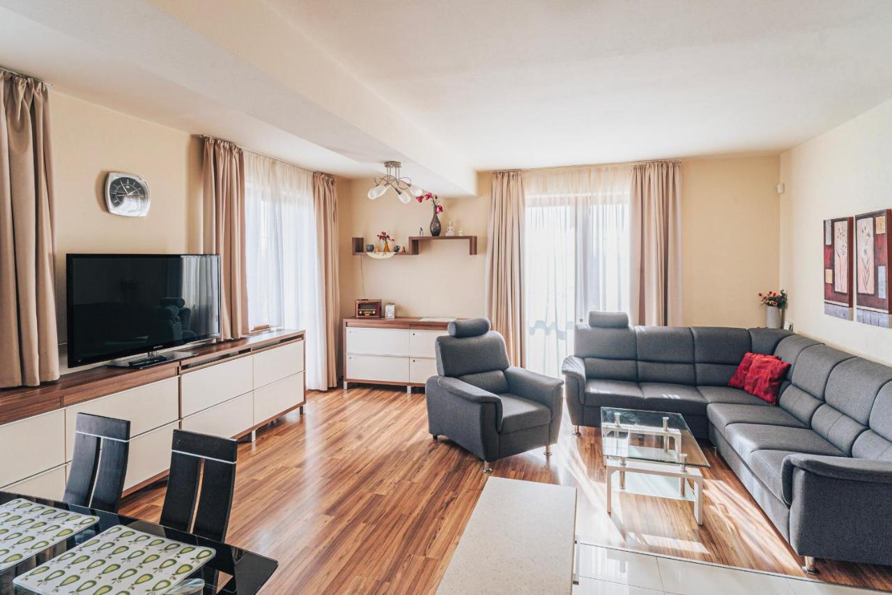 Apartman Nelka - Velka Lomnica Exterior foto